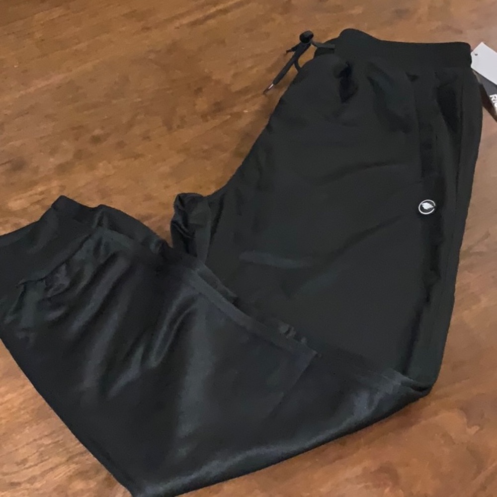 NWT Rion athletic pants women’s M